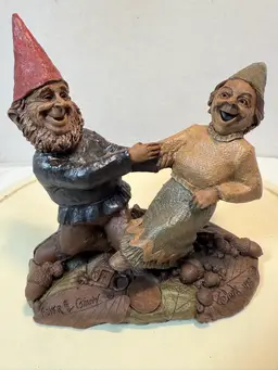 1992 Rover And Ginny Thomas Clark Gnome Figurine