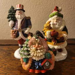 3 Santas 2 Lenox Patriotic & Woodland Collection 1 Possible Dreams Italy