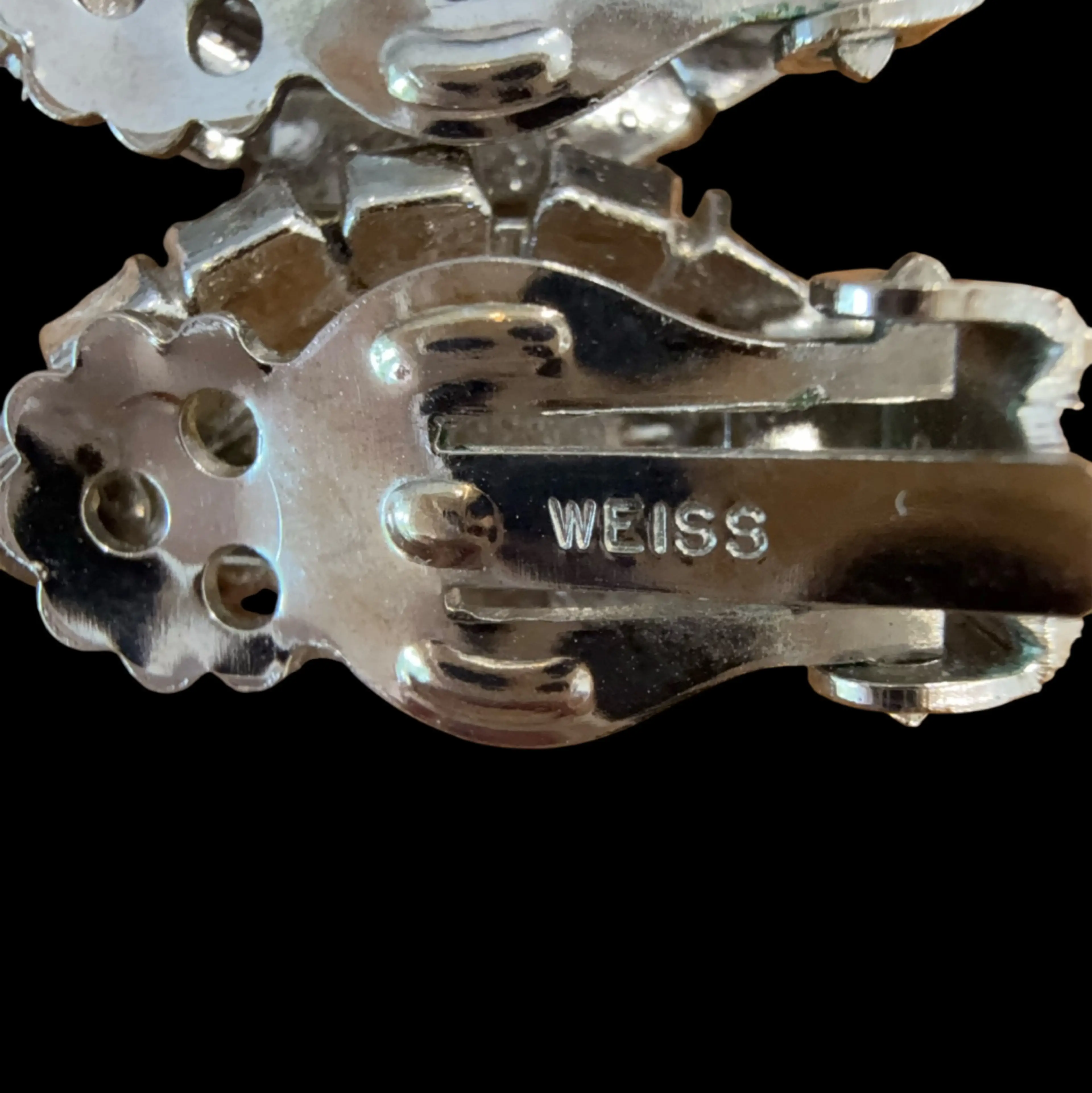 Image 3 of 6