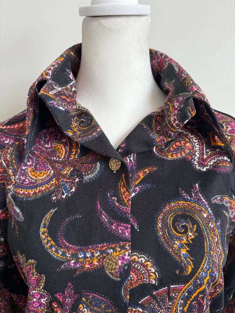 Vintage 70's Ms. Limited Black Paisley Dagger Collar