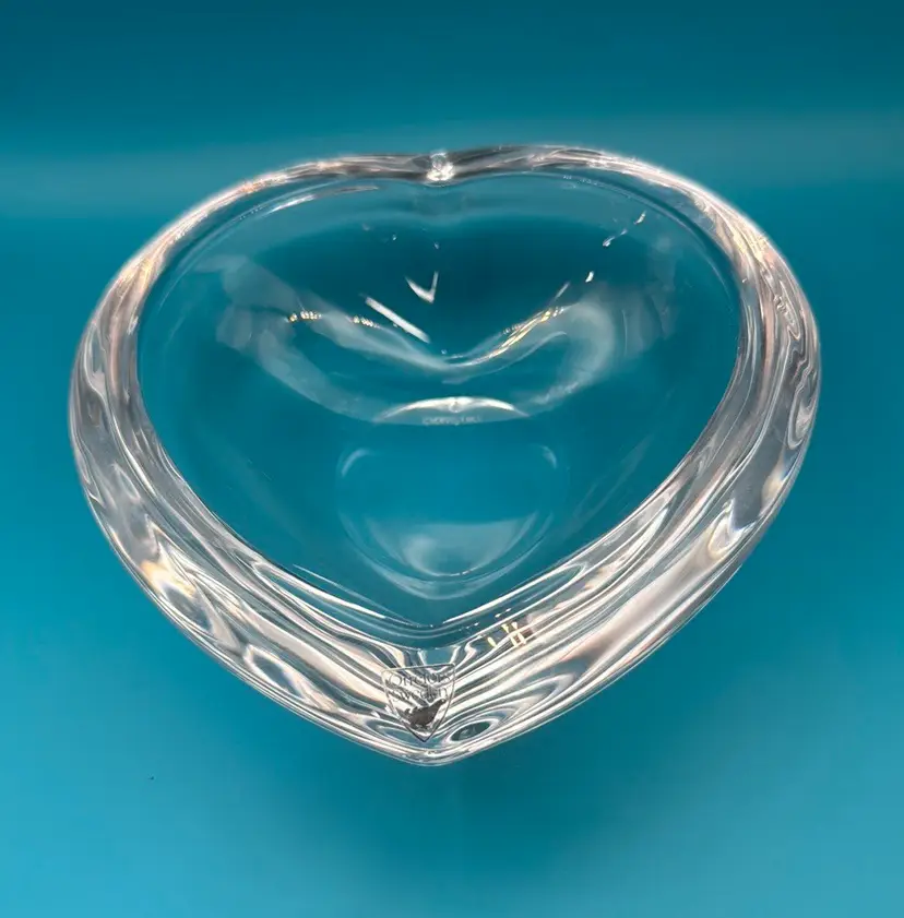 Orrefors Sweden Crystal Amour Heart Bowl etched and Original sticker 6.25”