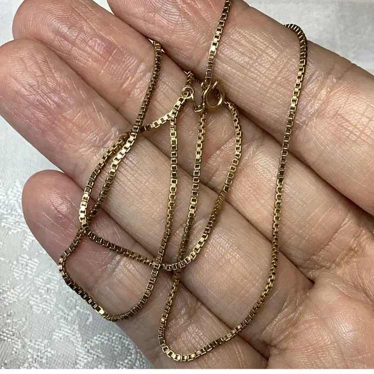 14k Gold Filled Box Chain 18”