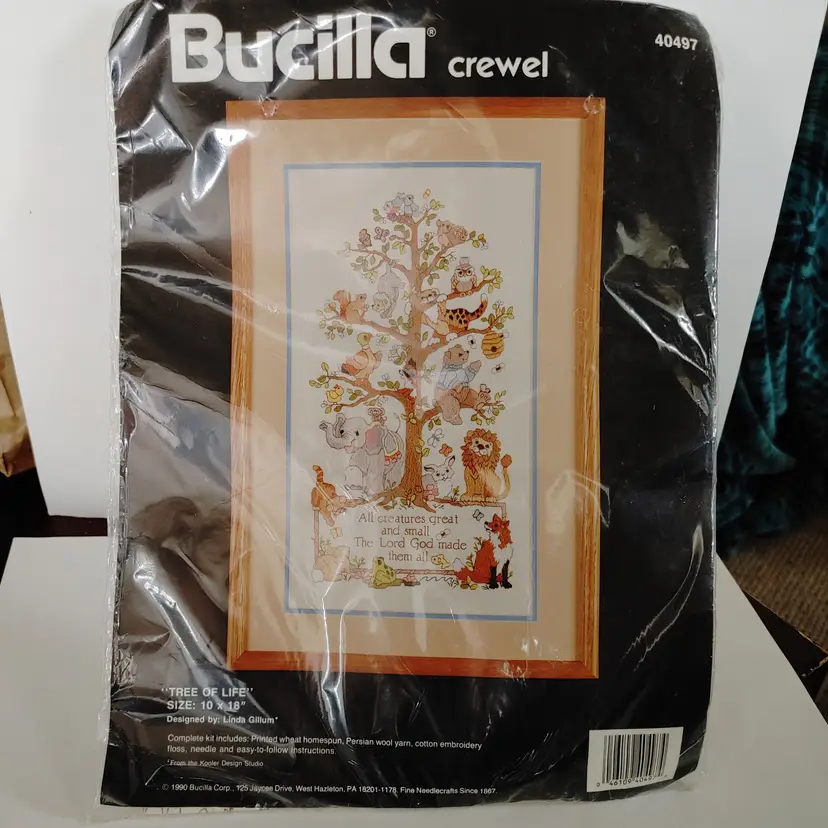 Bucilla Crewel- 40497. Tree of Life. Size 10x18. 1990. New old stock.
