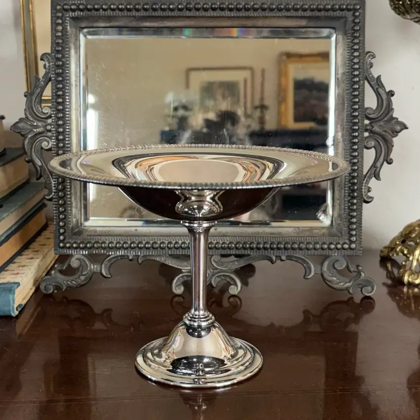 🐇Vintage Wm A Rogers Silver Plate Beaded Art Deco Pedestal Bowl Compote