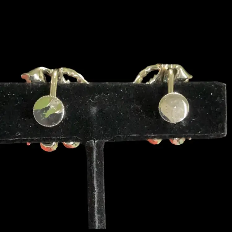 Gorgeous Goldtone Vintage  Floral Lisner Screw Back Earrings. Red AB Glass Rhinestones. Signed Lisner