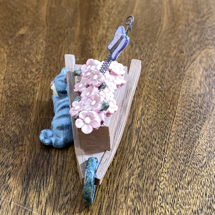 SUZI SKOGLUND Cat Figurine