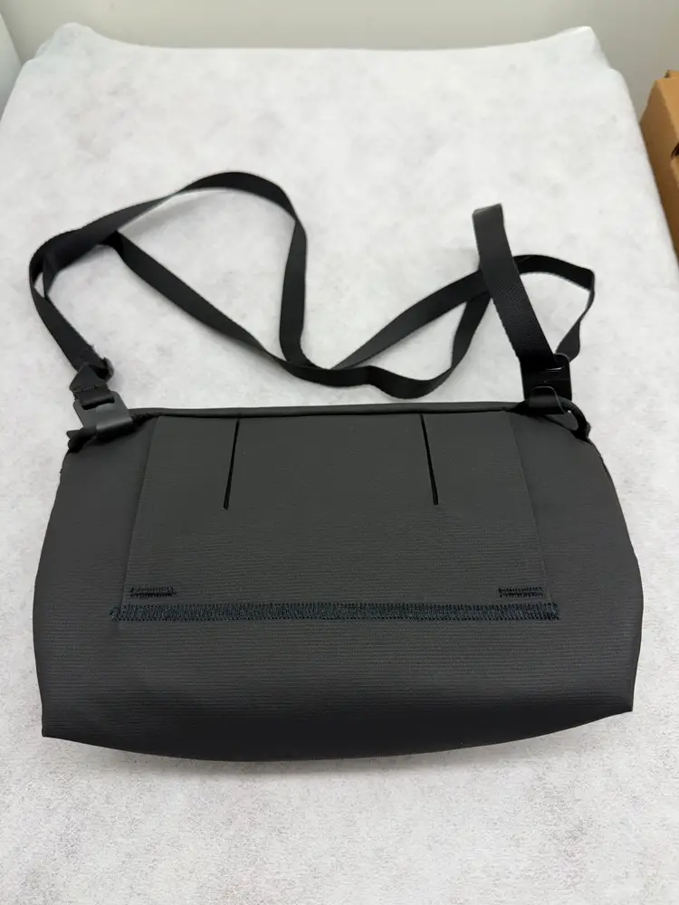 Peak Design Field Pouch v2