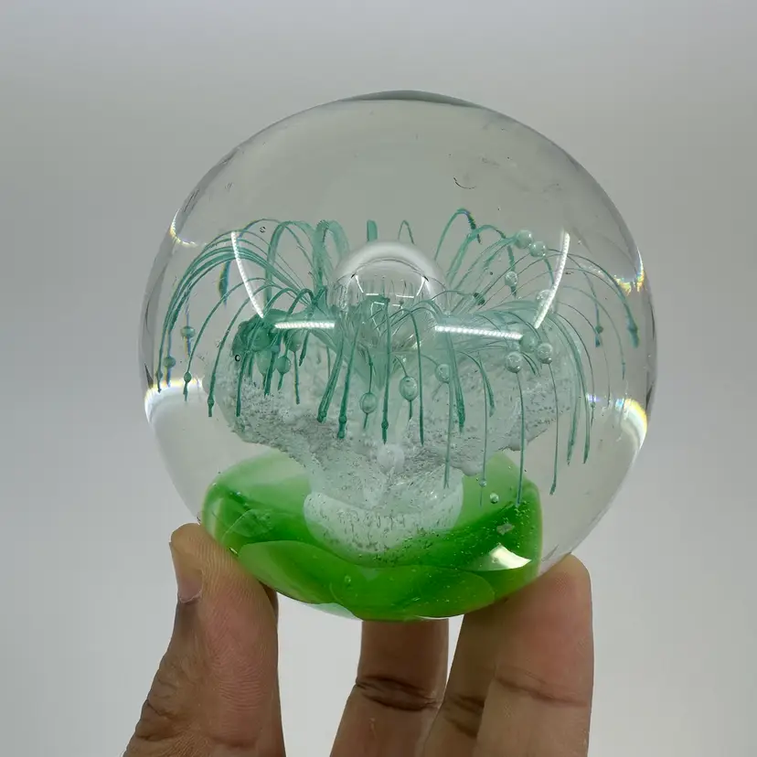 Fountain Design Green Clear Art Glass Paperweight