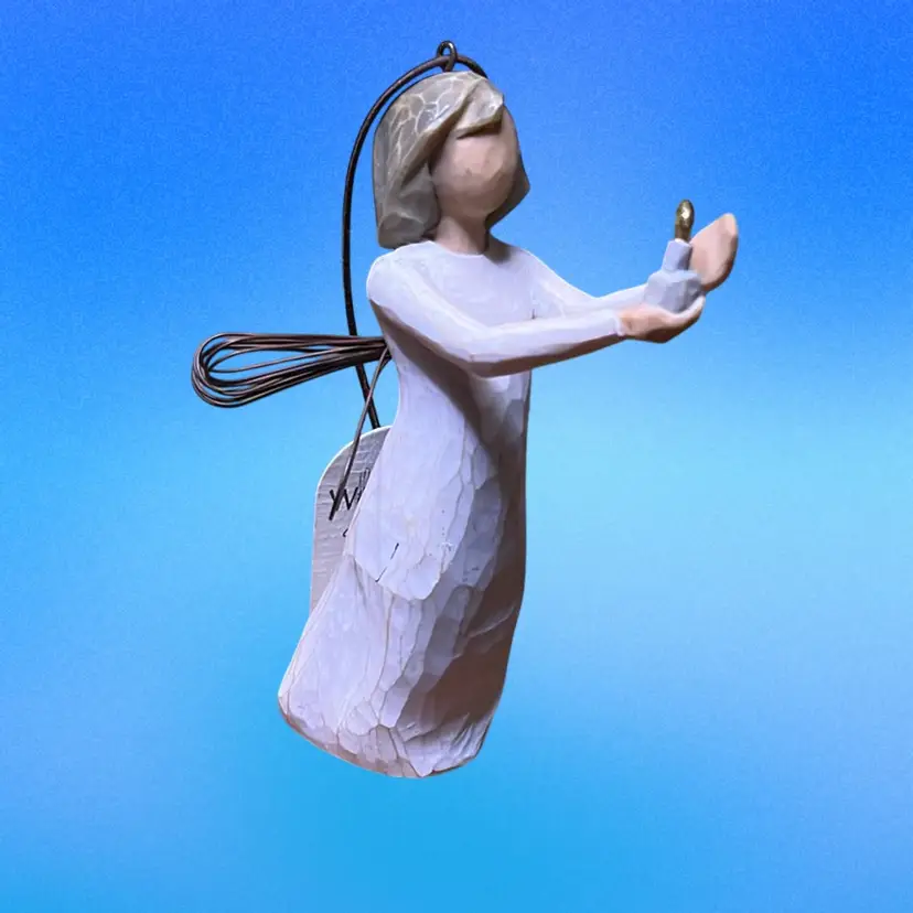 26. Willow Tree Figurine - Angel of Hope 26235 By Susan Lordi NEW w/ Tag (no box)