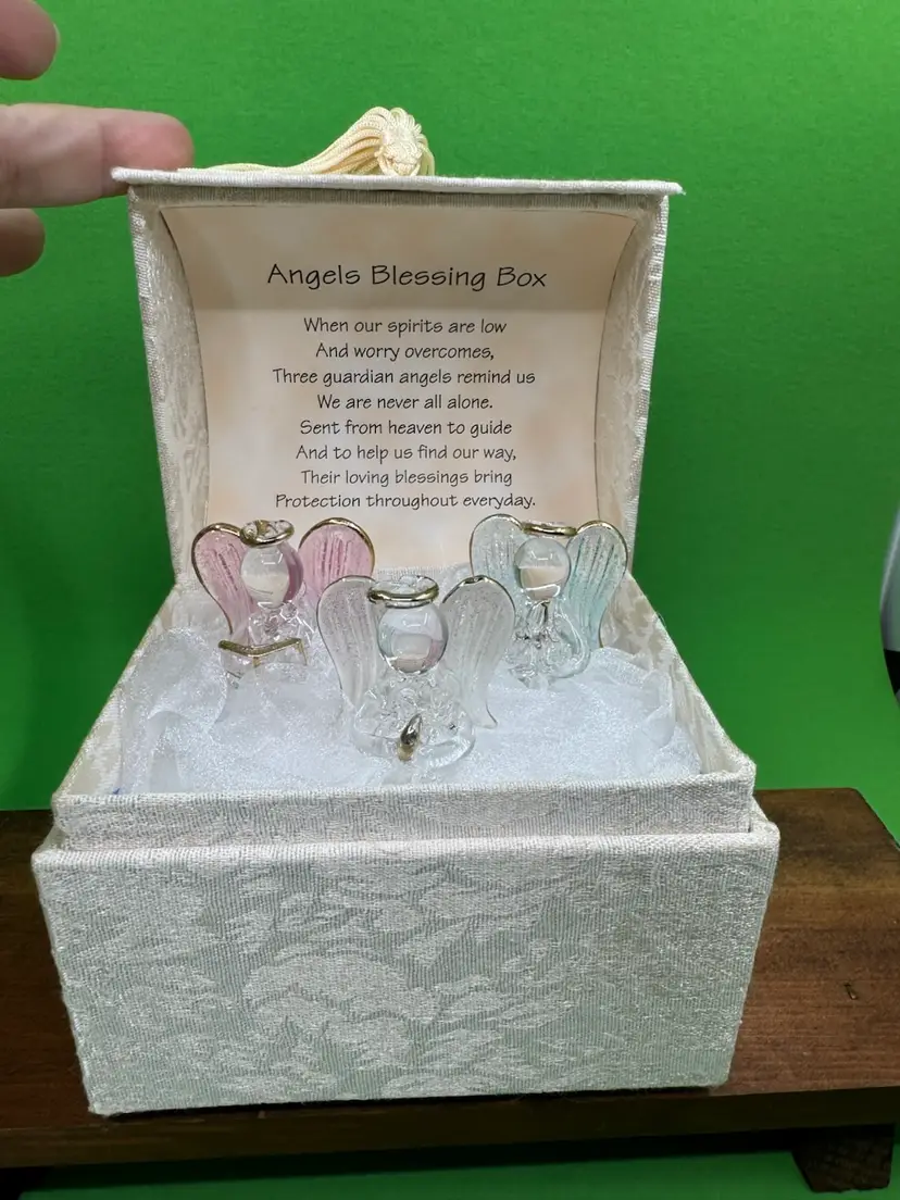 Gift Box With Poem And 3 Glass Angels