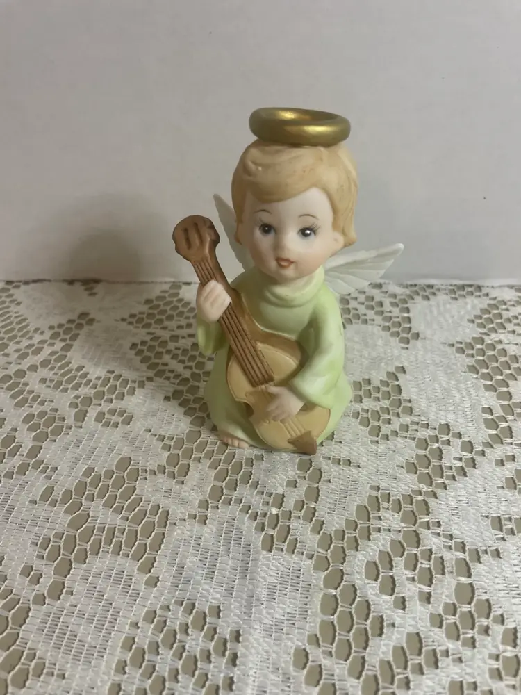 Lefton Angel Figurine Pastel Green Guitar Bass Musical Instrument 1986 Geo Z Vtg
