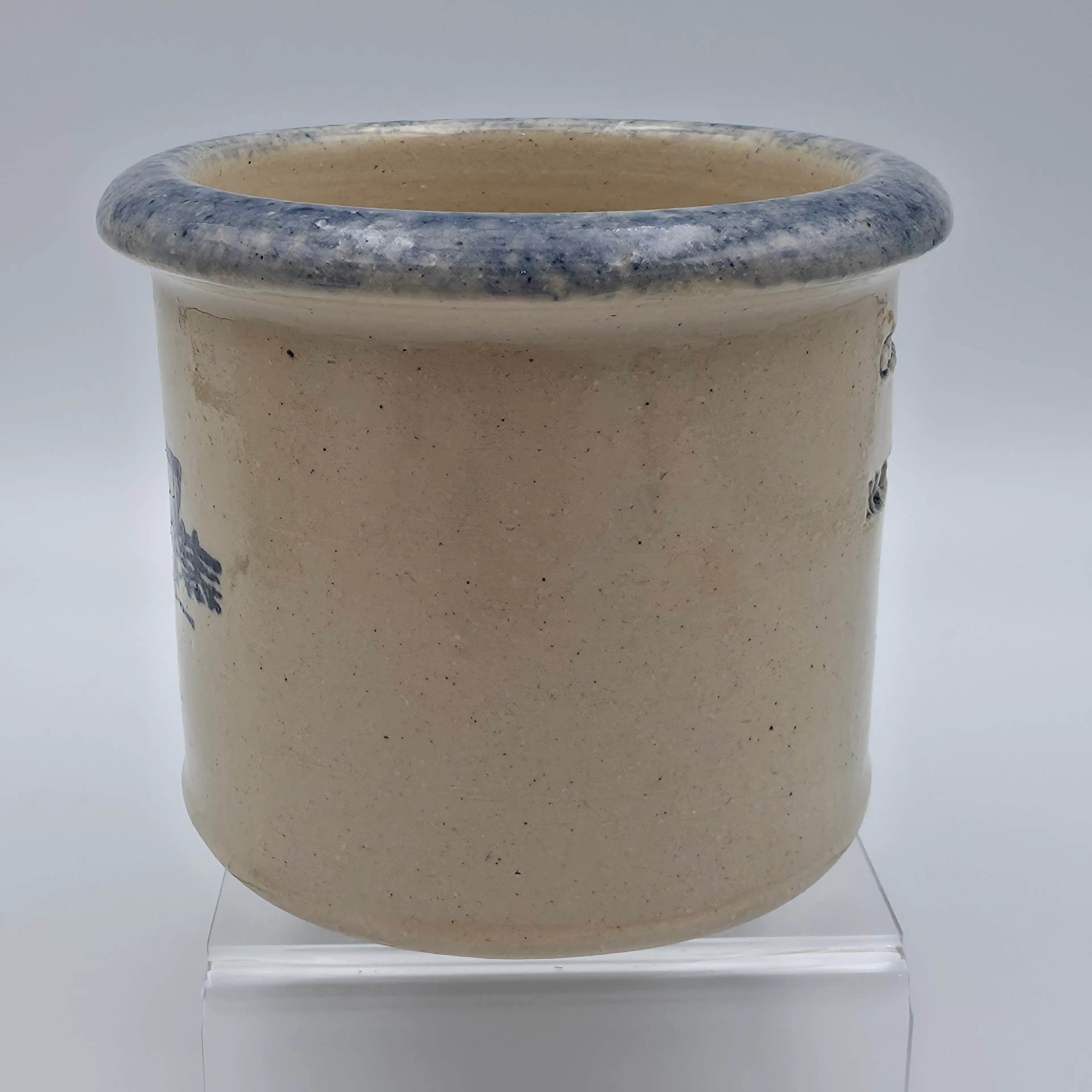 Image 2 of 8