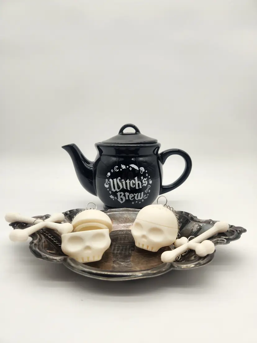 Wicked Ciroa Witch's Brew Gothic Teapot Set With Skull & Crossbones Tea Infusers