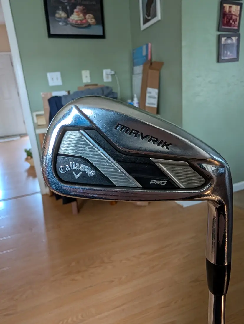 Callaway Mavrik 4 Iron, Tour Issue shaft, X-flex