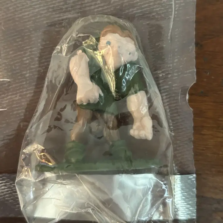 1996 Disney Hunchback of Notre Dame General Mills Cereal Premium Figure Sealed