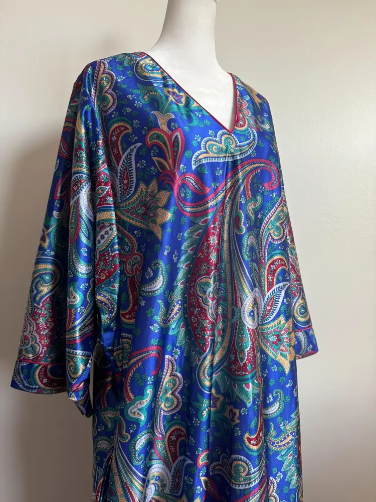 Vintage Apostrophe Psychedelic Paisley Kaftan