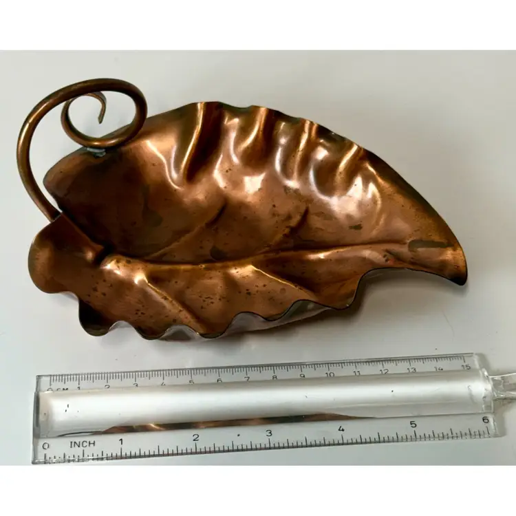 Gregorian Copper Decorative Leaf Shaped Copper Bowl Trinket Ashtray Dish Signed