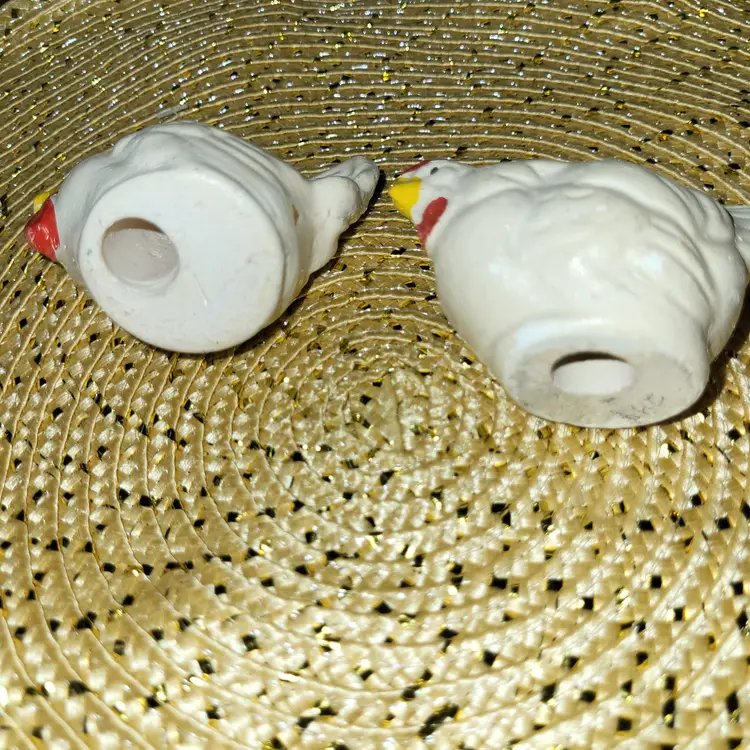Vintage White Chicken Shakers