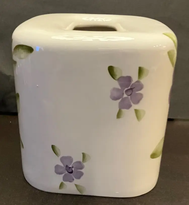 Wamsutta Purple Floral Tissue Box Cover Ceramic Holder Laurel Flowers Cottage