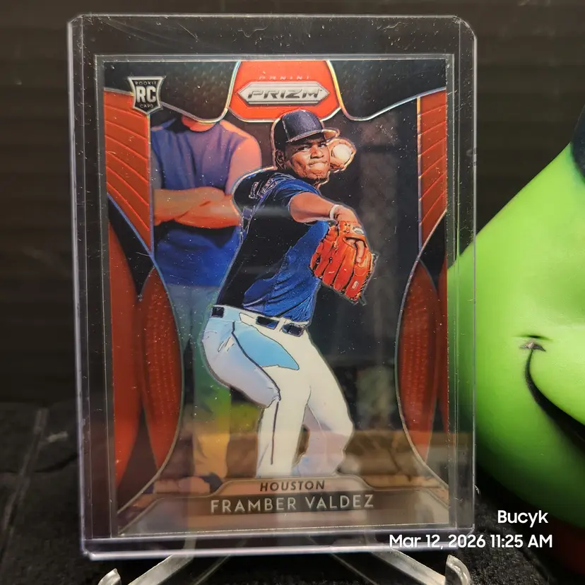 2019 Panini PRIZM Red - Framber Valdez Houston Astros