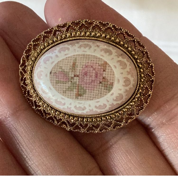 1928 Brand Brooch Faux Needle Point Floral Porcelain Cabochon Gold Tone Filigree 1 1/4”