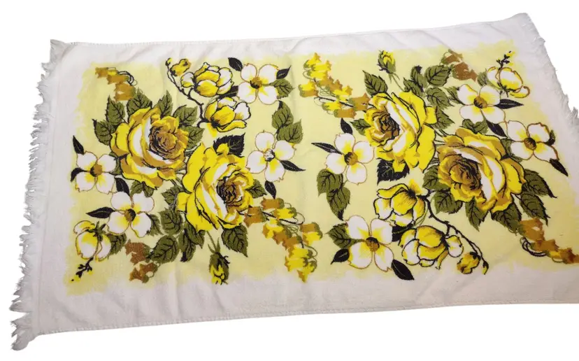 All Cotton MCM Yellow Roses Bath Towel Fringe Vintage 41 x 23 Soft USA