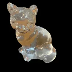 Fenton Class Cat 2.75 X 3.5 X 2.25 Inches