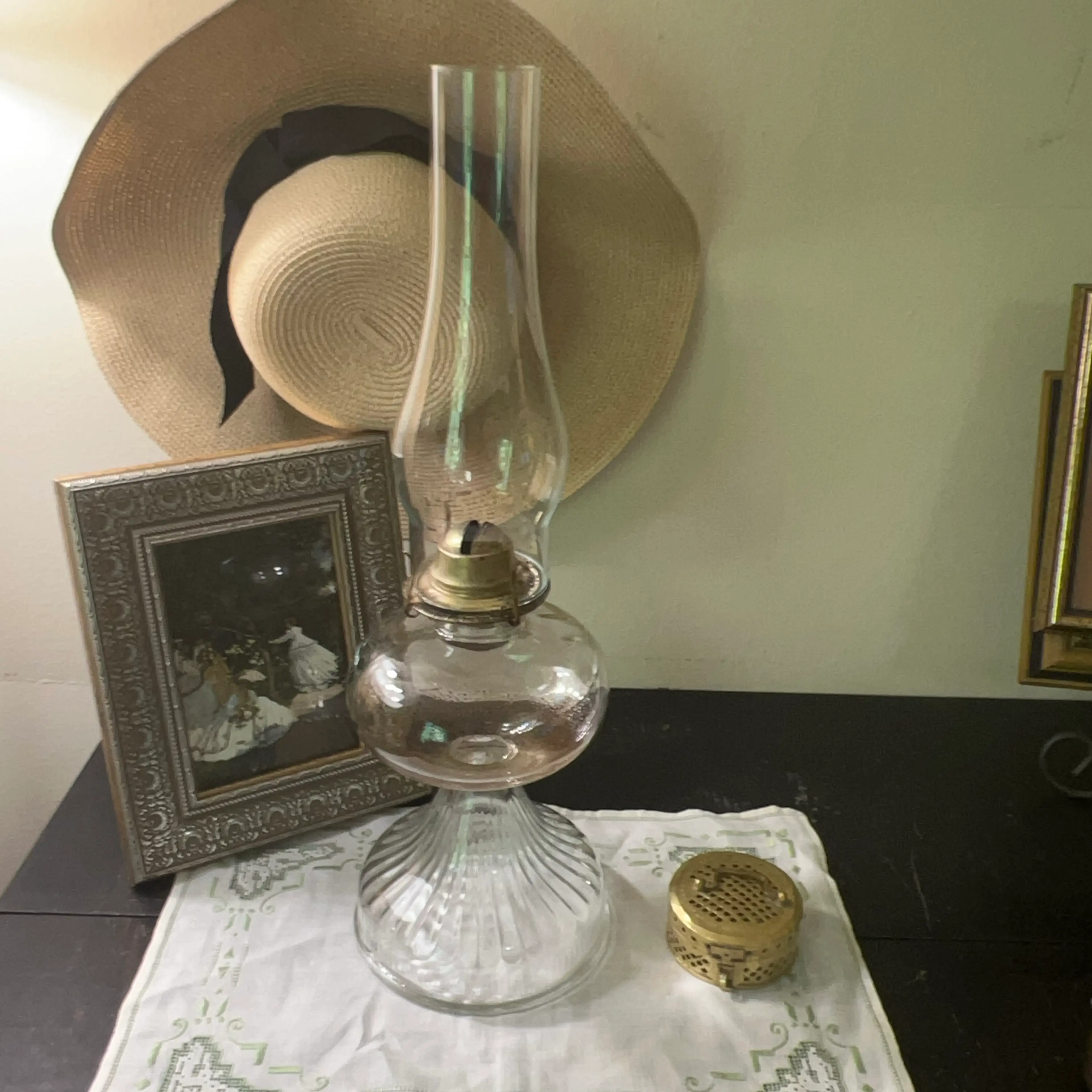Image 2 of 8