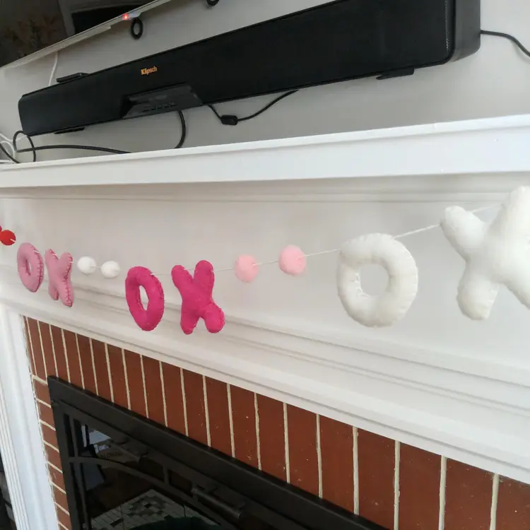 Felted Red Fushia and Pink Xs and Os and Pom Poms Garland 4-foot Valentine Decor