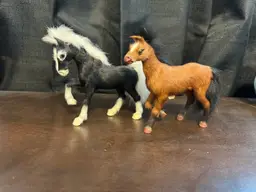 Real Fur Horse figurines