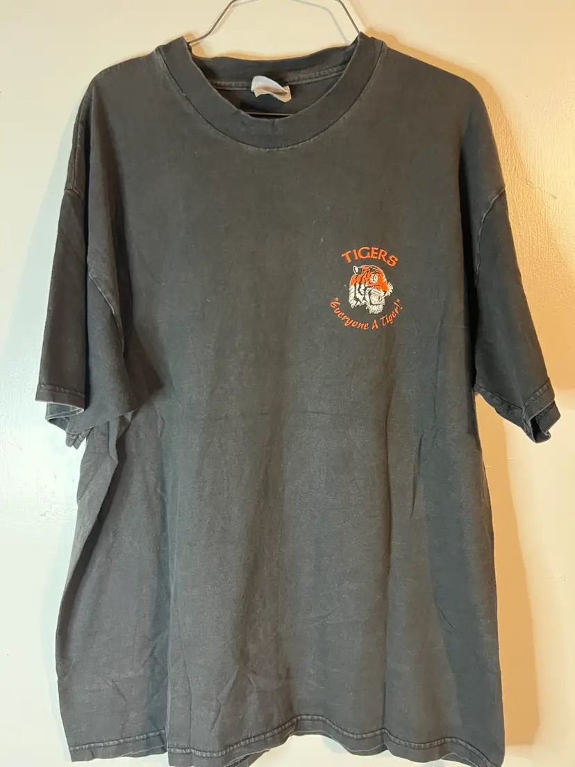 Vintage Men’s Xl Tiger Tshirt