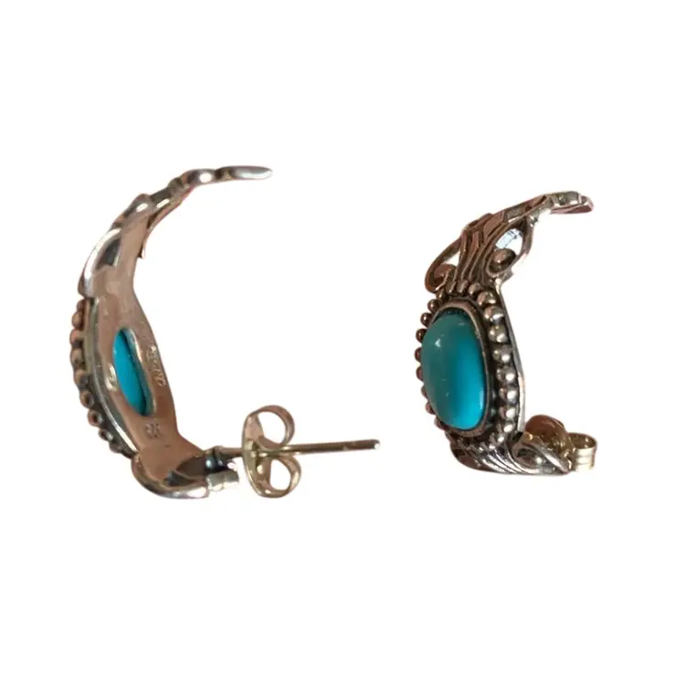 Vintage Avon Sterling Silver (Not Tested)
Half Hoop Pierced Earrings