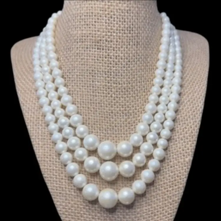 Vintage 1950’s Tri-Strand Faux Pearl Necklace 17”
