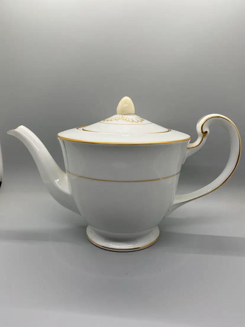 Noritake Goldcroft 4953 Teapot Repaired Finial 4.5"-6.75" Tall