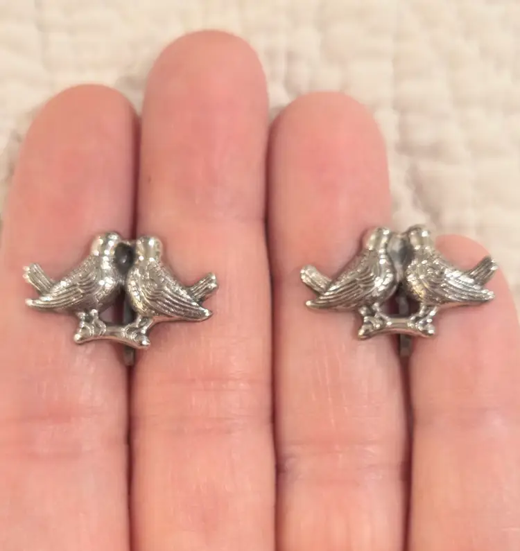 Vintage Sterling Silver Kissing Lovebird Screwback Earrings