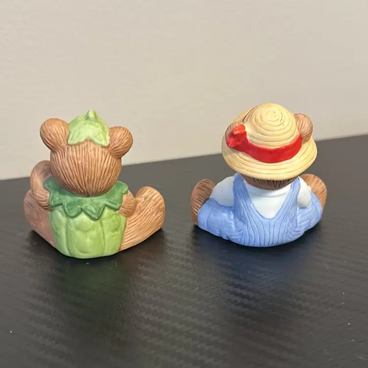 HOMCO Set of 2 Harvest Bears Both #1426