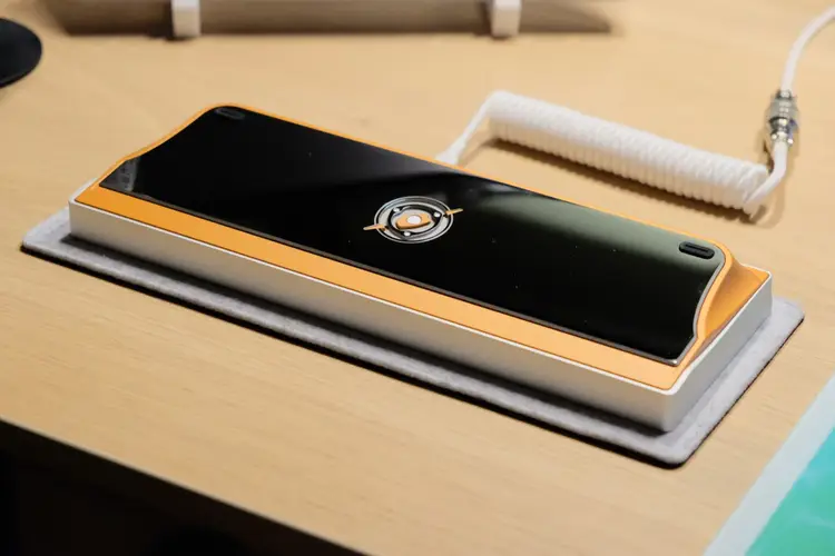 I will build you a custom keyboard!