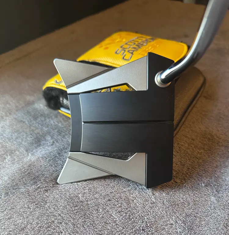 NEW SCOTTY CAMERON PHANTOM 12.5 RH 34”