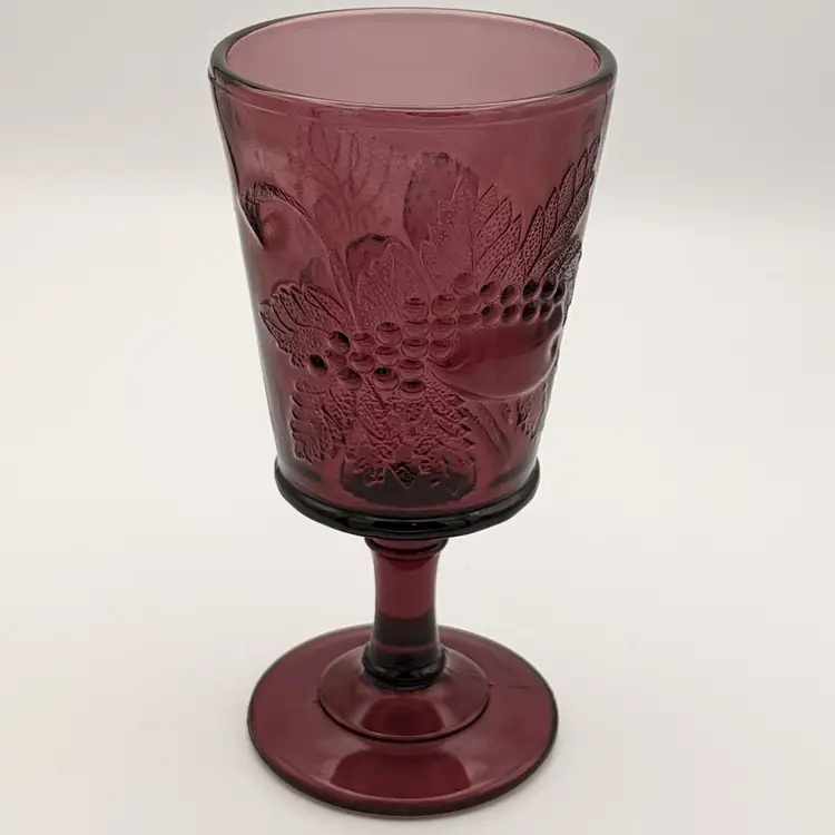 Strawberry And Currant Amethyst Purple Wine Water Goblet Stem Glass LG Wright
