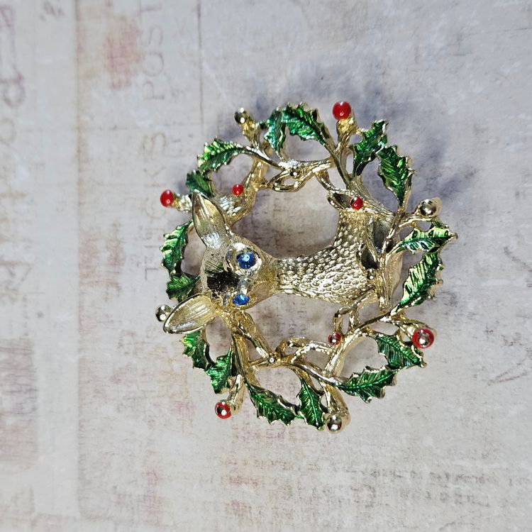 GERRYS Baby Deer in Holly Wreath Brooch