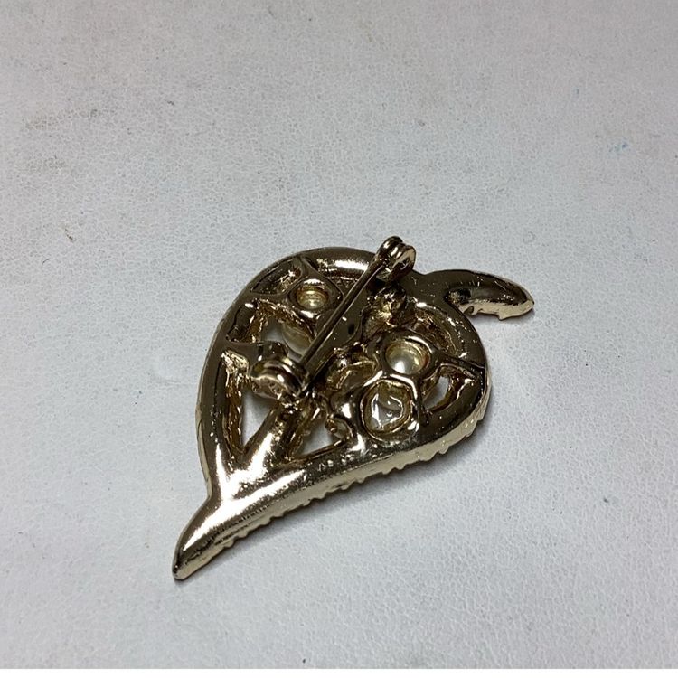 Faux Pearl & Rhinestone Brooch