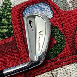 #01 Nike VR Pro Combo 4 Iron