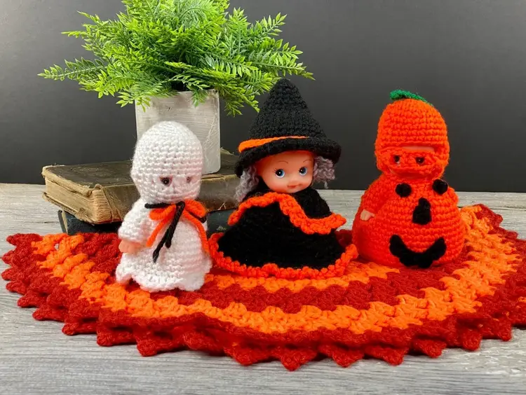 3 Halloween Dolls FCM 1993 Hand Crocheted Costumes 2 Doilies Grandmacore!