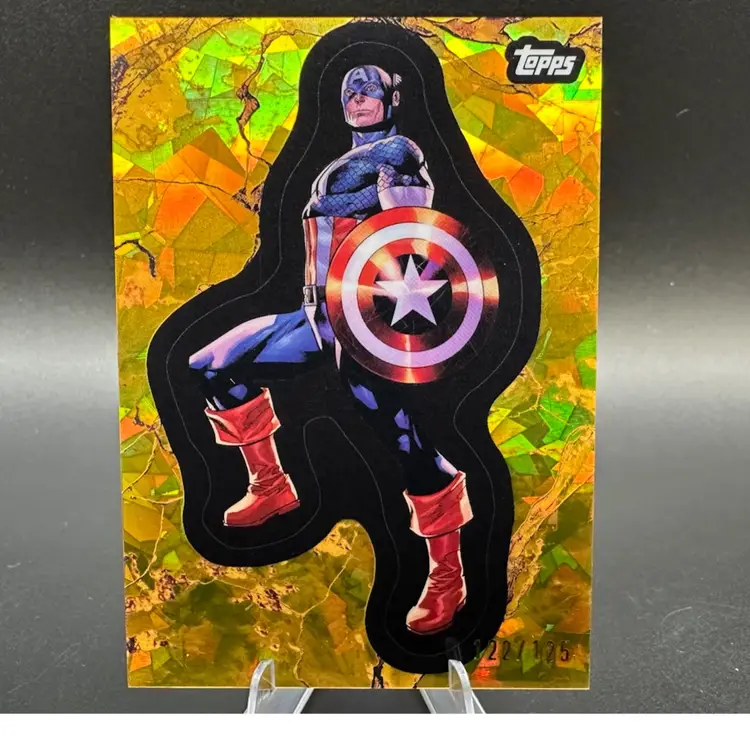 2025 Topps Marvel Comic Book Heroes Gold Atomic Ref CAPTAIN AMERICA 122/125