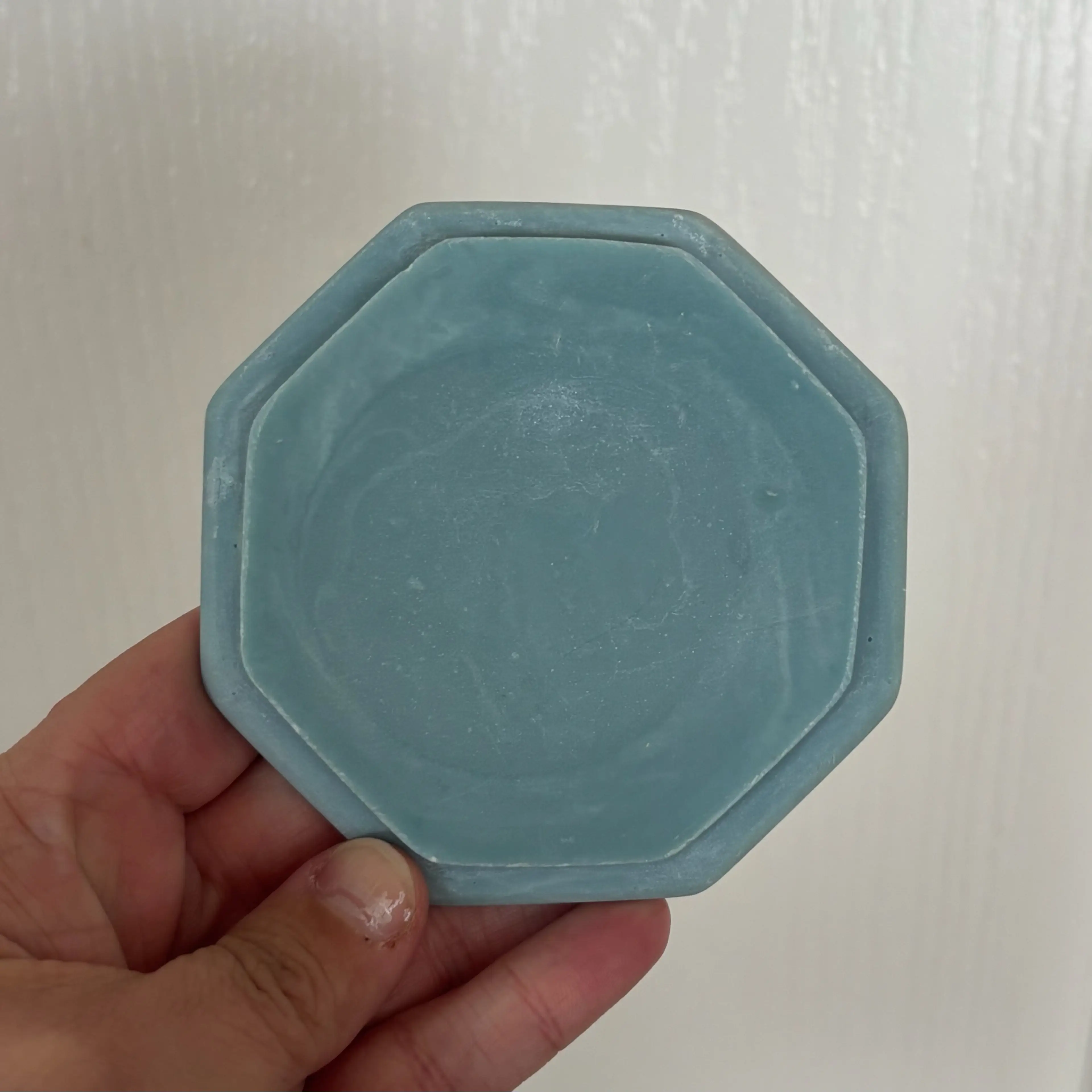 Image 2 of 6