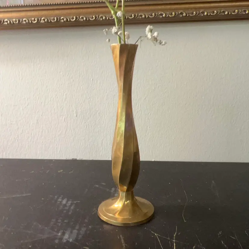 Vintage Brass Bud Vase Swirl Design  6.5” x 2.25”