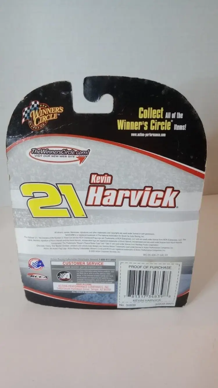 Kevin Harvick #21 Winner's Circle Take 5 with Hood Magnet 1:64 Diecast Model