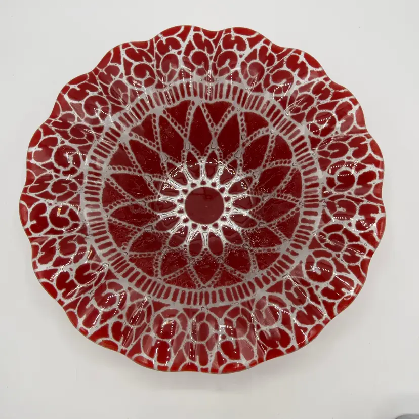 Sydenstricker Embassy Pattern 7” Ruffle Bowl Signed