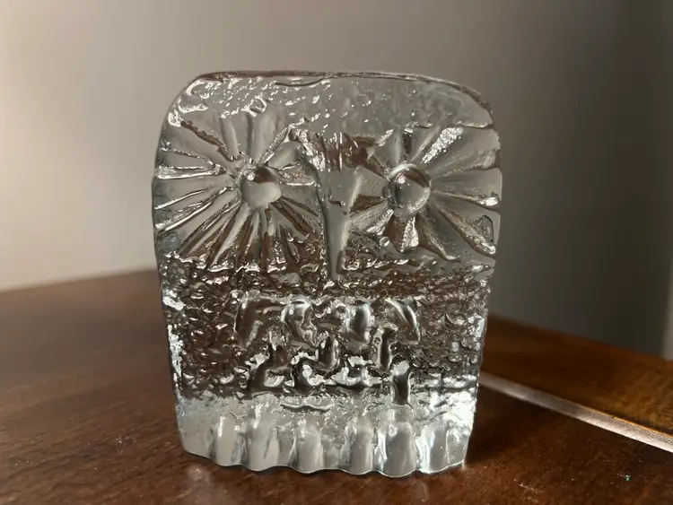 #B9- Glowy Owl- Blenko Or Erik Hoglund For Kosta Boda MCM Owl Paperweight Figurine W Slight Green Uv Glow 😎 Approximately 3.2 Inches Tall