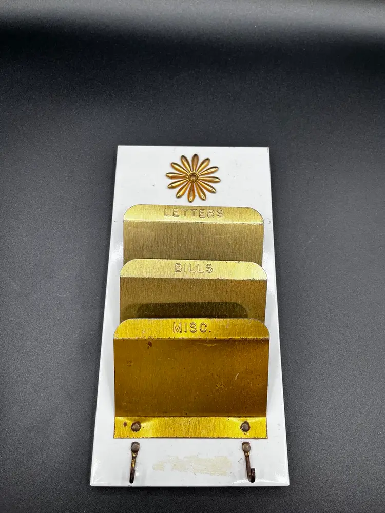 Retro 1950s Eklind Metal Mail & Bills Wall Hanging Handy Organizer & Key Holder 🌼